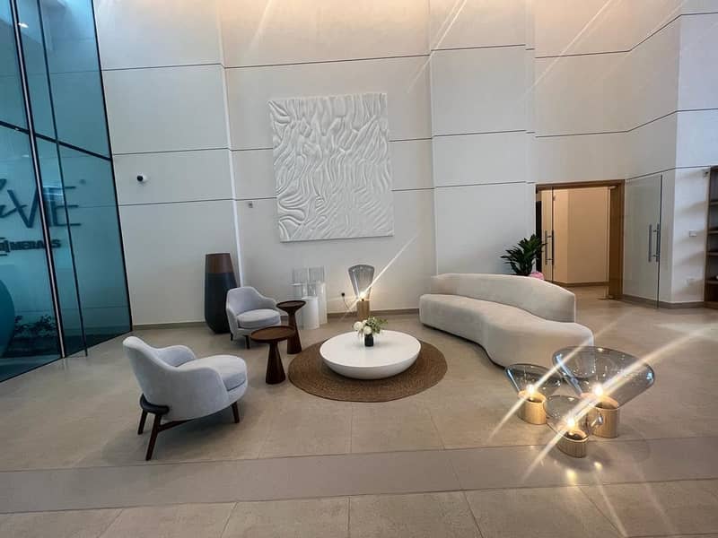 33 LOBBY 4 - Copy. jpg