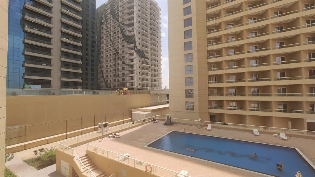 6 6 Cheques | Low Floor | Pool View