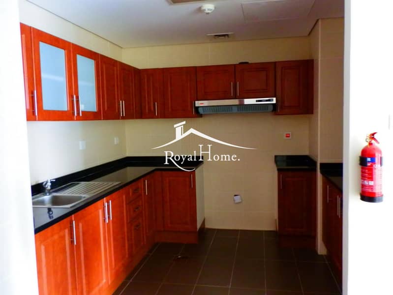 4 Lakeside residence  JLT 1br  unfurnished