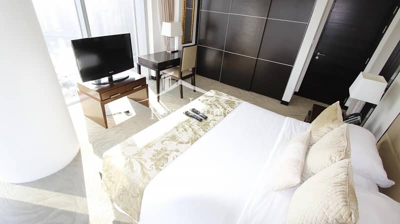 7 Marina Views | 5 Star Amenties | Great Locale