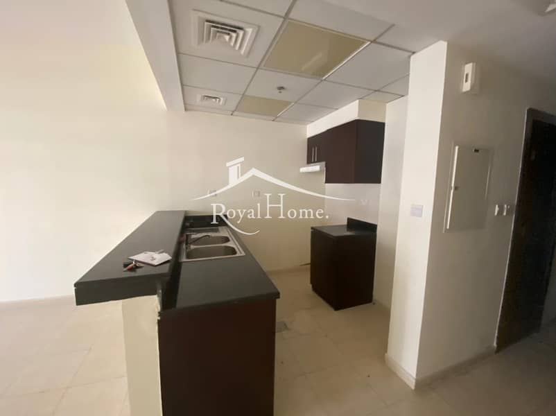 2 Spacious studio with balcony in Fortunato