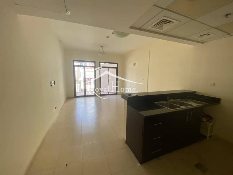 6 Spacious studio with balcony in Fortunato