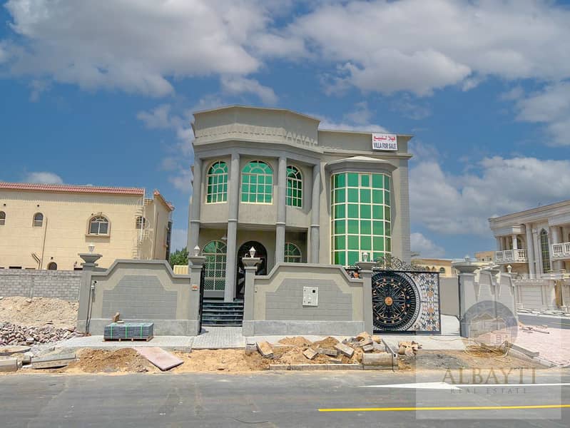 Discover the perfect blend of convenience and luxury with our brand new commercial corner villa for sale. This stunning property boasts 5 master bedro Discover the perfect blend of convenience and luxury with our brand new commercial corner villa for sale. This stunning property boasts 5 master bedro