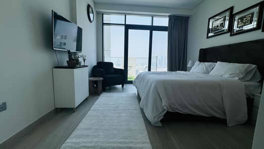 Brand new fully furnished studio on higher floor close to Dubai mall