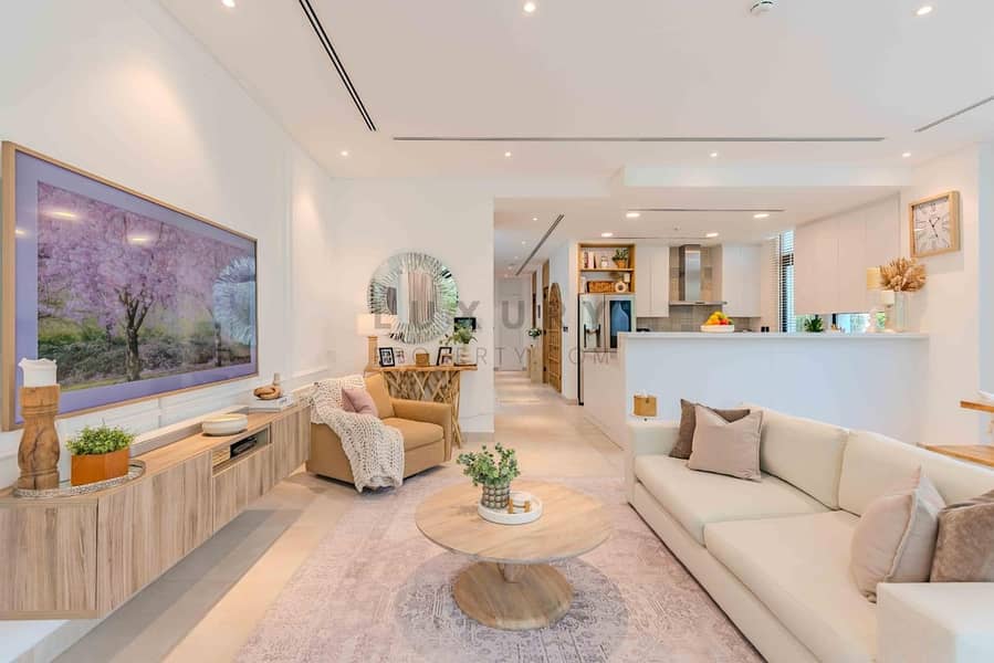 Upgraded | Extended | Clubhouse and Golf Cart Upgraded | Extended | Clubhouse and Golf Cart