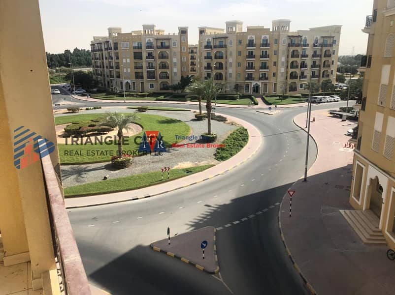 VACANT  / ONE BEDROOM / EMIRATES CLUSTER / WITH BALCONY / INT. CITY.