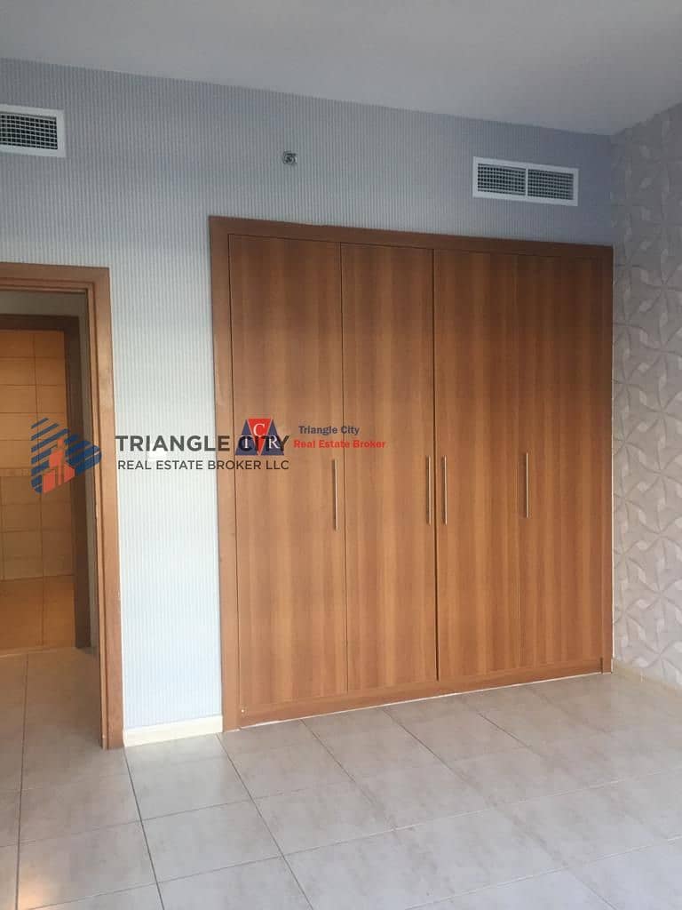 4 Vacant large corner 2 bed room sky court tower with balcony