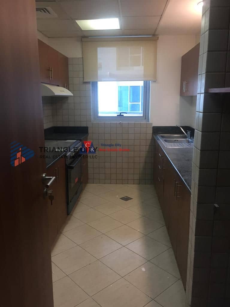 6 Vacant large corner 2 bed room sky court tower with balcony