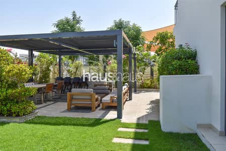 Corner Unit | Exclusive | Large Plot