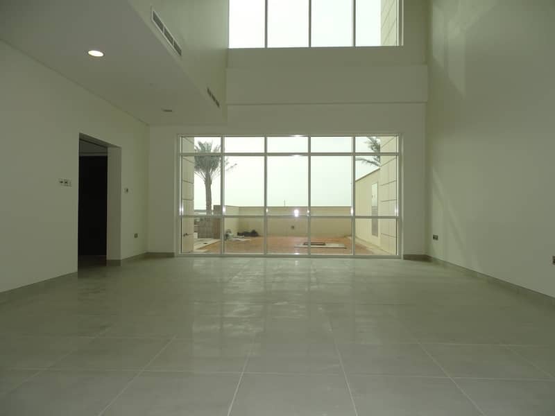 Amazing Townhouse w/ Sea view & Maid's Room Amazing Townhouse w/ Sea view & Maid's Room