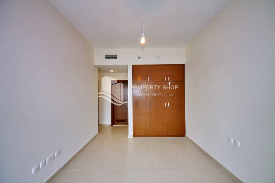 4 1-bedroom-apartment-al-reem-island-shams-abu-dhabi-gate-tower-1-cabinet. JPG