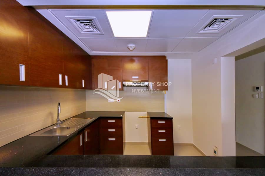 8 1-bedroom-apartment-al-reem-island-shams-abu-dhabi-gate-tower-1-kitchen-1. JPG