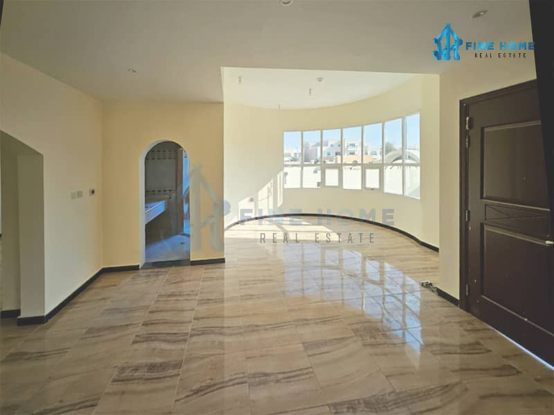 Elegant 6MBR Villa | Private Pool |Prime Location Elegant 6MBR Villa | Private Pool |Prime Location