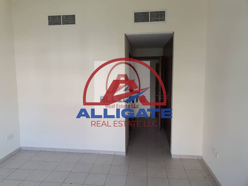 5 MA=Big Balcony U type Mogul Cluster 1bhk for sale