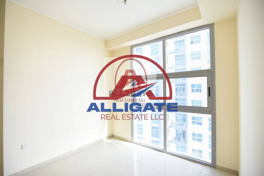 4 AF-EXCLUSIVE 2BD IN MARINA FOR SALE