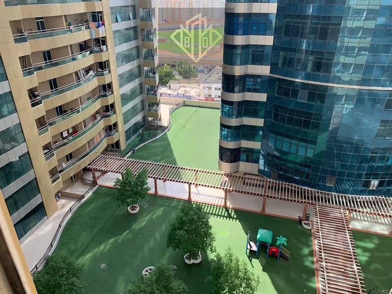 Excellent 1Bhk in Horizon Tower Excellent 1Bhk in Horizon Tower