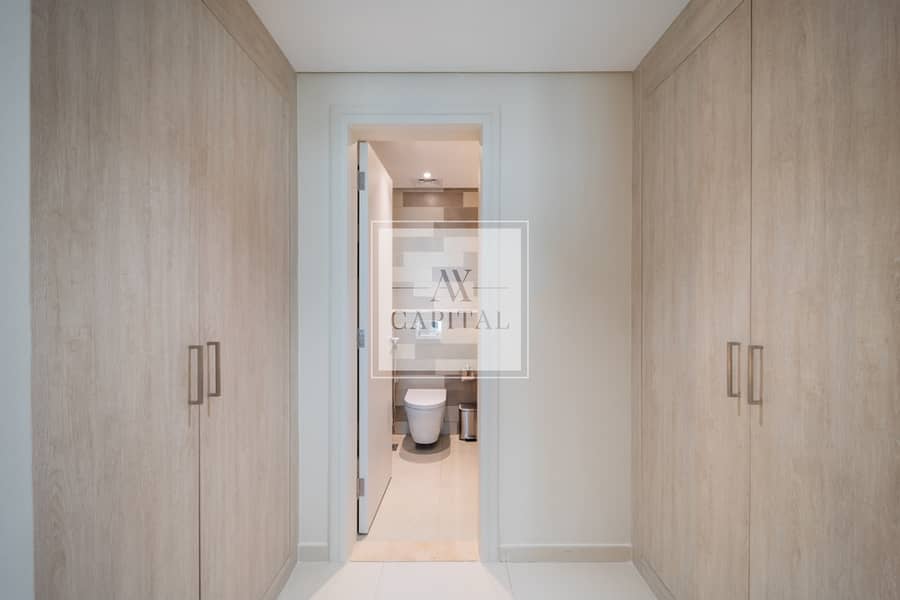 Fully Upgraded | Sea View | Furnished | Luxurious - Image 13