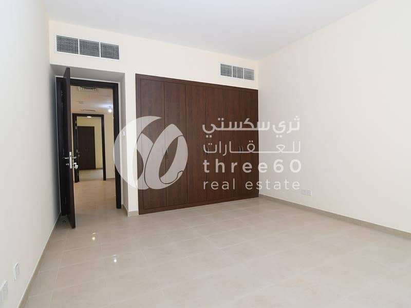 7 5 Bedroom + Maid's Townhouse  for Rent