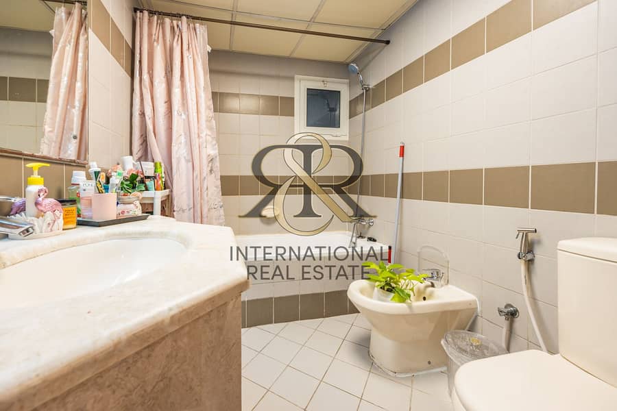 11 0R9A6168-HDR. jpg