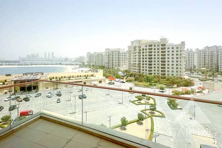 2 Bedroom Apartment for Rent in Palm Jumeirah, Dubai - Unfurnished | View of Sea | Vacant