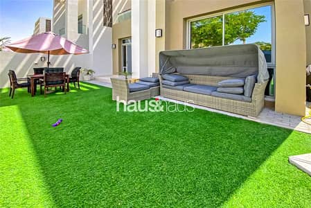 Close to Pool | Landscaped Garden | Vacant August