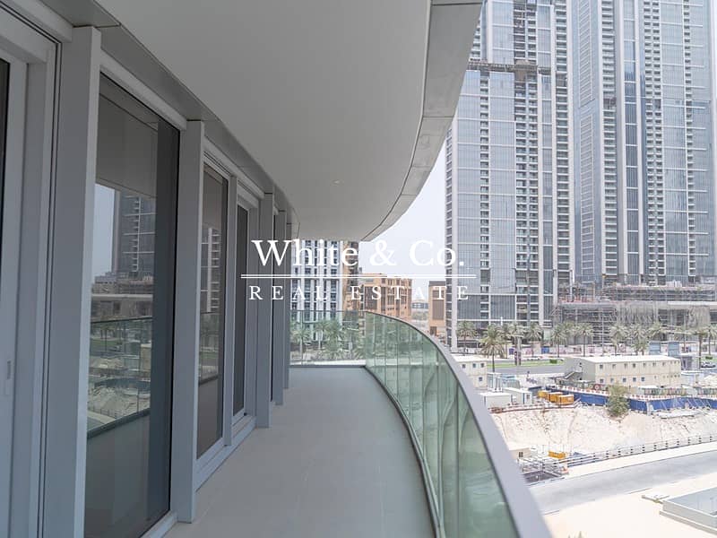 Low Floor | Stunning View |Available Soon Low Floor | Stunning View |Available Soon