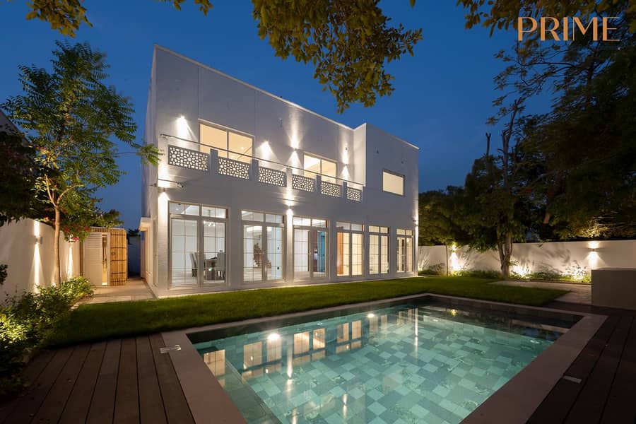 Fully Upgraded | Swimming Pool | Marina Views Fully Upgraded | Swimming Pool | Marina Views