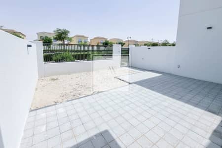 4 Bedroom Villa for Sale in Dubailand, Dubai - Genuine Seller | Single Row | Prime Location