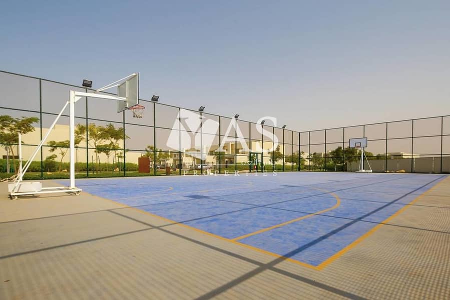 11 Fantastic |  Sea View | Huge Apartment