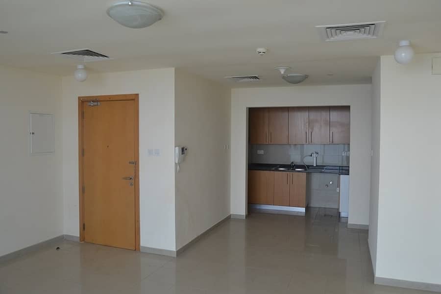 6 Amazing One Bedroom Apartment with Fabulous Water View for Rent in Julphar Tower - Ras Al Khaimah