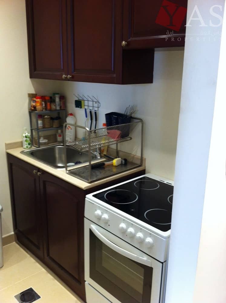 12 Stunning Furnished 2 Bedroom Townhouse for Sale Al Hamra Village
