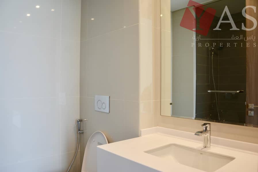 16 2 Months Free | 1 BR - Full Lagoon View | Gateway