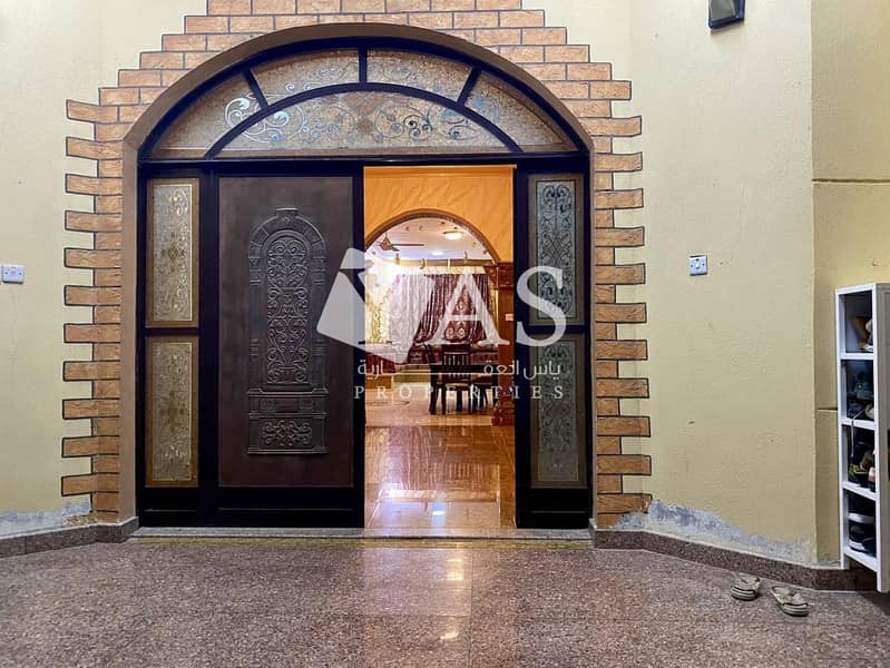 2 Premium | 4 Bedrooms + Maid | 3 Living Rooms