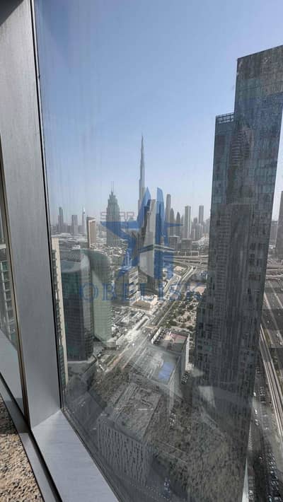 BURJ KHALIFA VIEW| 2 Bedroom|2 Bath| with Pool & Gym| 1 Minute from Mtero|High Floor
