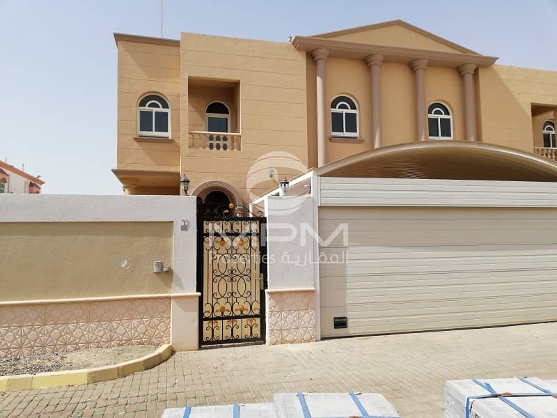 Big & Clean 5 Bedroom Villa + Maid's Room Big & Clean 5 Bedroom Villa + Maid's Room