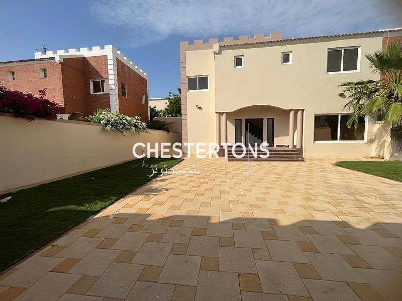Renovated, Modern, Abundant Light, Spacious Garden Renovated, Modern, Abundant Light, Spacious Garden