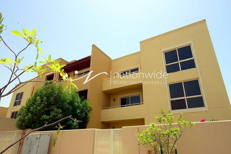 3 Payment 4BR Townhouse w/ Maid + Garden