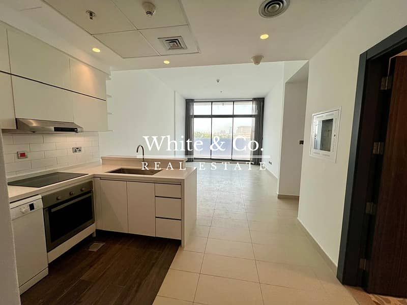 位于汽车城，上城汽车城，OIA住宅综合体 1 卧室的公寓 93000 AED - 9314136