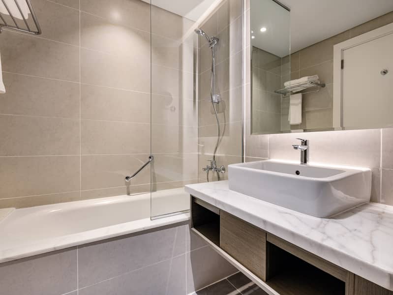 11 Damac_Prive_TowerB_Unit_1417_-04. jpg