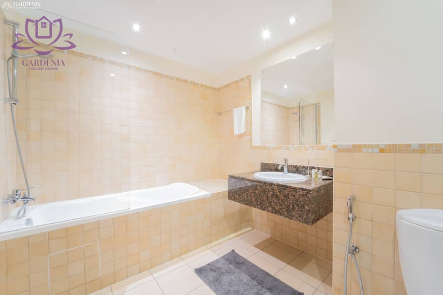 38 Bathroom 2 2. jpg
