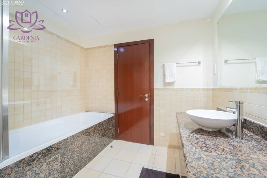 40 Bathroom 3 2. jpg