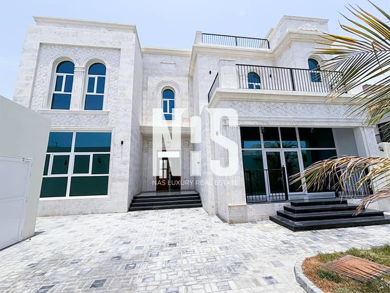 luxury 8 Bedrooms villa at Al Nahyan