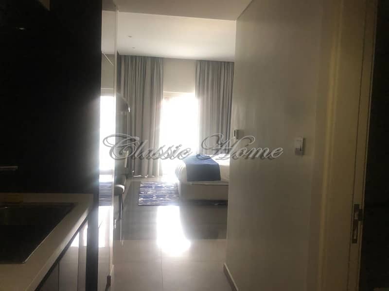 7 Lovely Hotel Apartment Studio in Majestine- Allure Tower