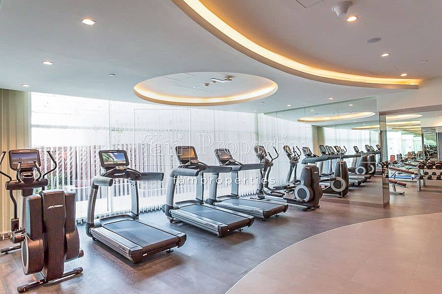 10 Elegant 1 bed in Distinction/prime unit !