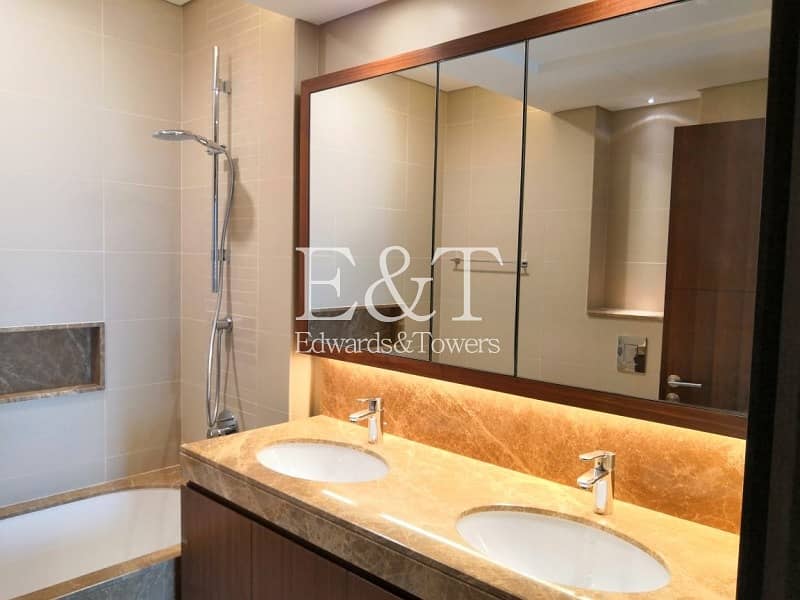 8 Great Investment|City View|Large Layout|Must See