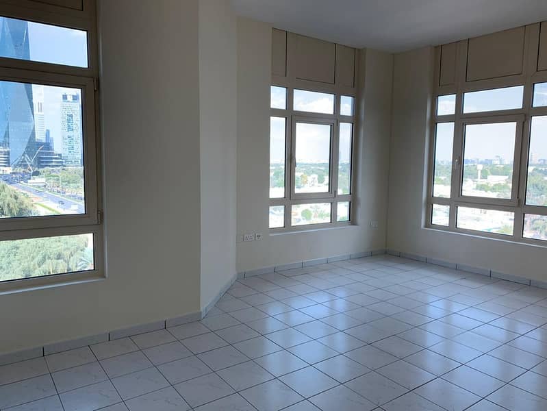 4 Prime Location 1BR l Ready To Move-In