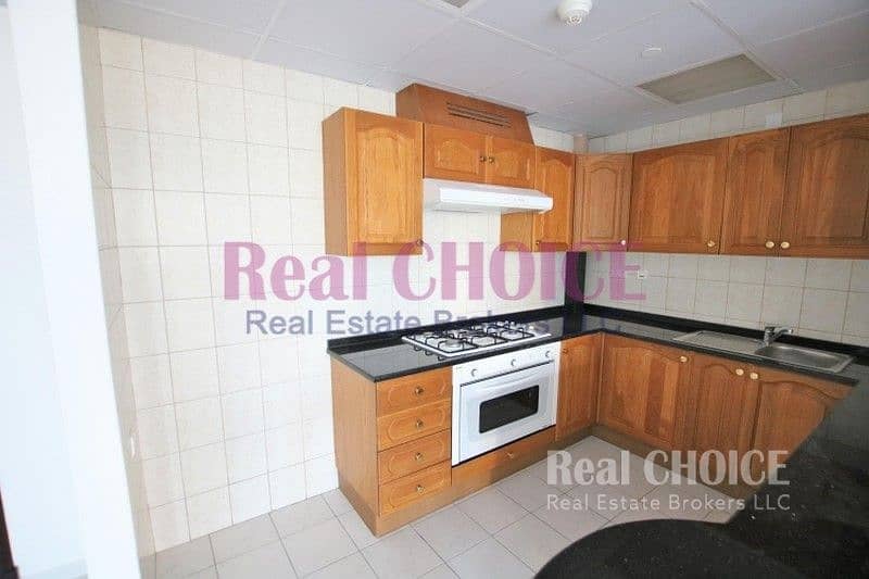 7 Amazing 2BR w/ Balcony | DIFC View |No Commission