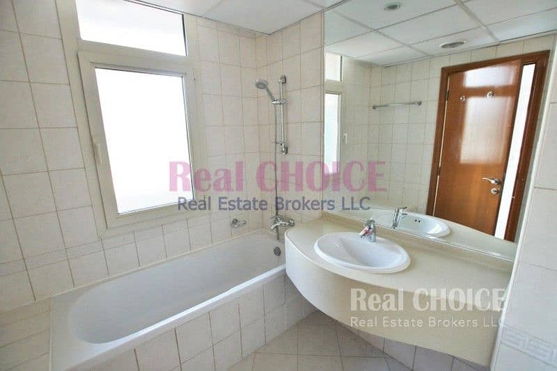 11 2BR + study room | Beautiful Layout | AC free