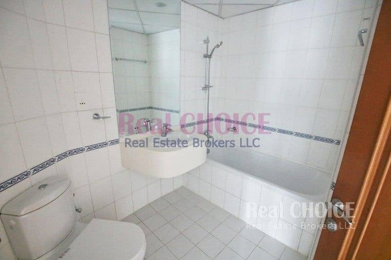 12 2BR + study room | Beautiful Layout | AC free