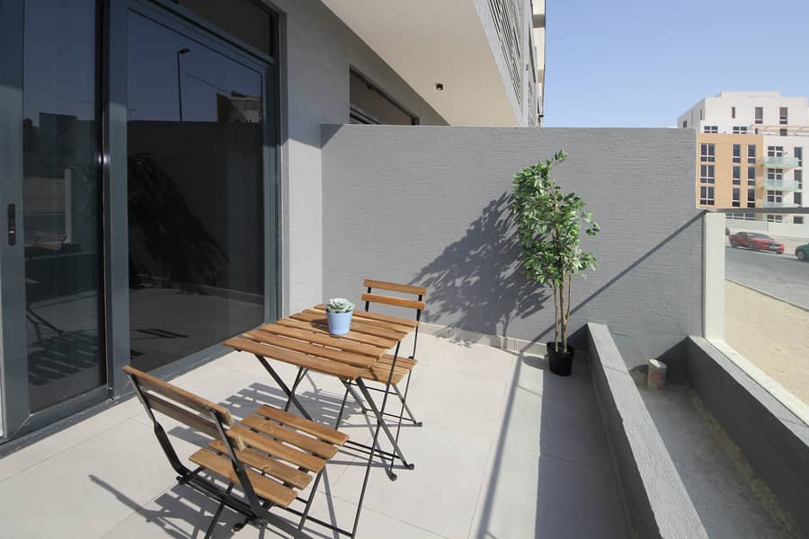 13 Balcony 2. JPG